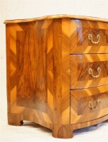 Louis-XV Kommode sans traverse wohl Matthäus Funk Bern